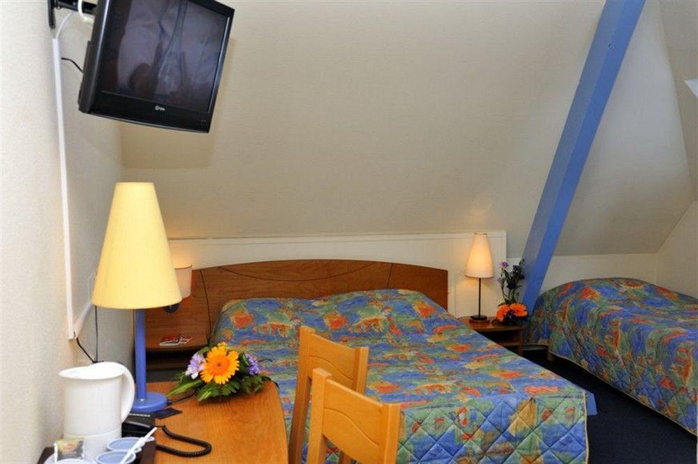 Ibis Styles Bale-Mulhouse Aeroport Hotel Blotzheim Exterior photo