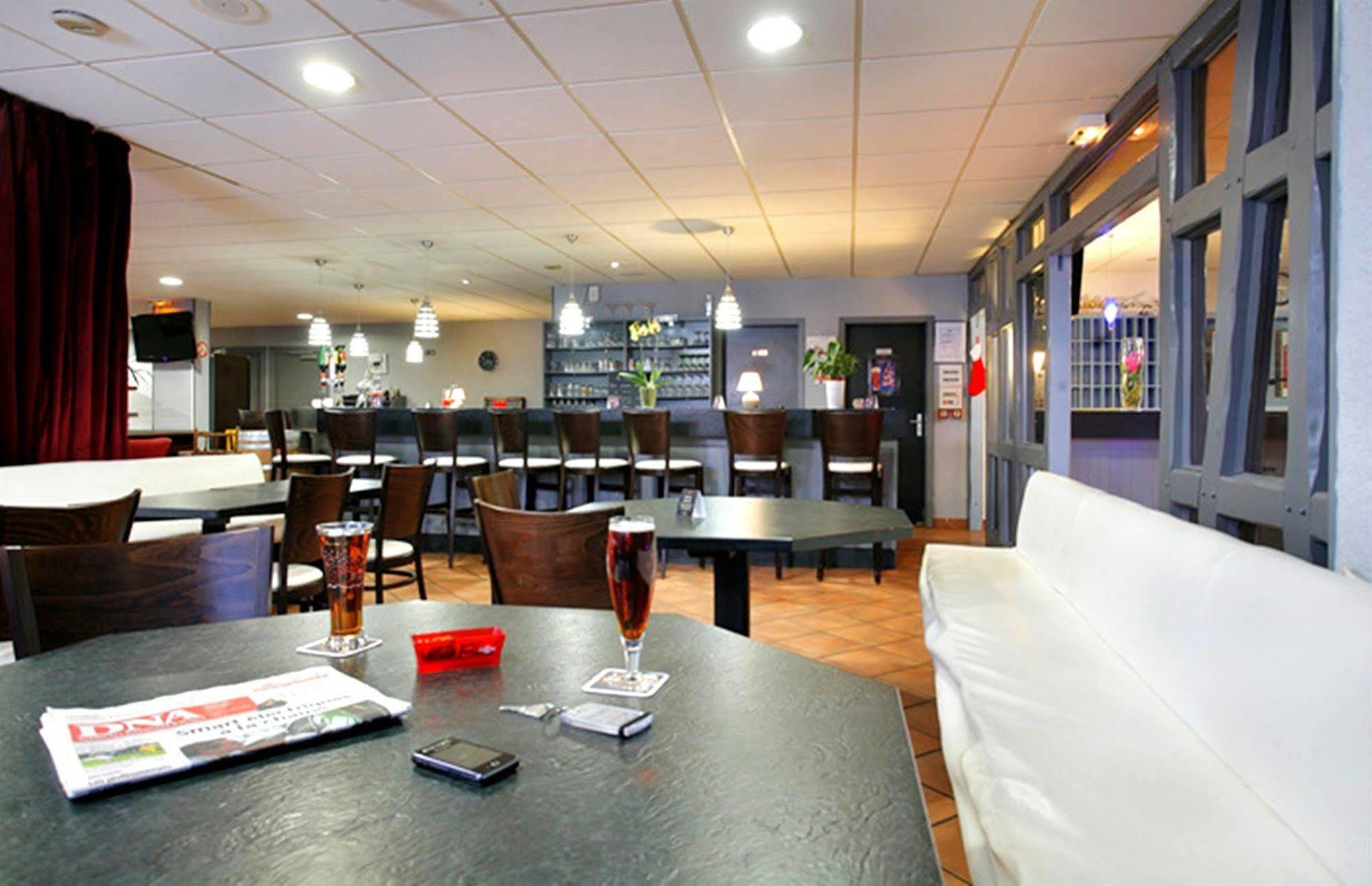 Ibis Styles Bale-Mulhouse Aeroport Hotel Blotzheim Exterior photo